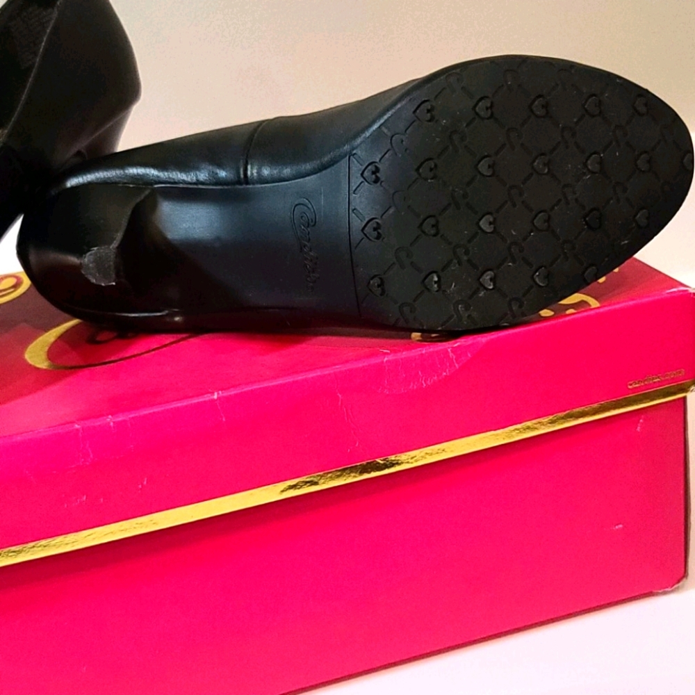 Candie's Carose Black Heels - Picture 4 of 4